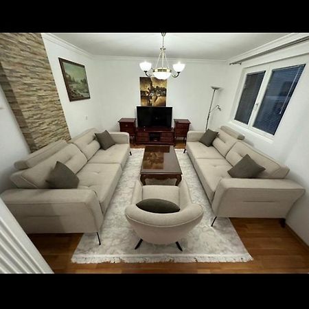 פלאב Ema Guest House מראה חיצוני תמונה