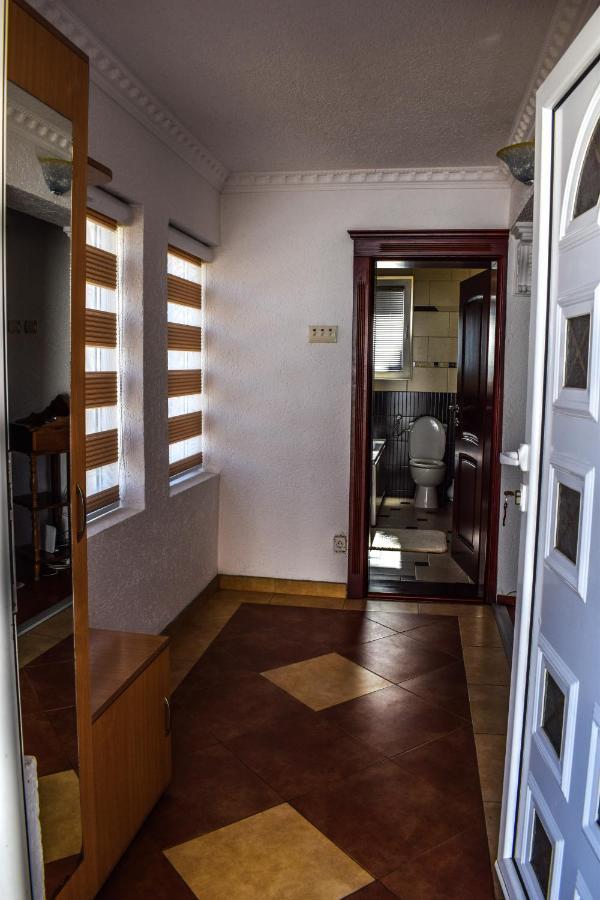 פלאב Ema Guest House מראה חיצוני תמונה
